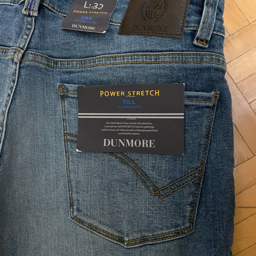 Slim Denim - Picture 3 of 3